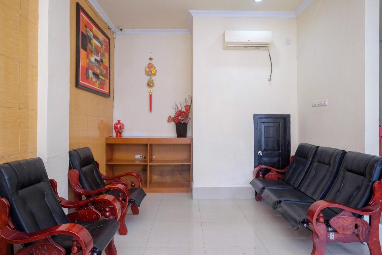 Reddoorz At Hotel Rich Parepare Near Pantai Mattirotasi Екстериор снимка