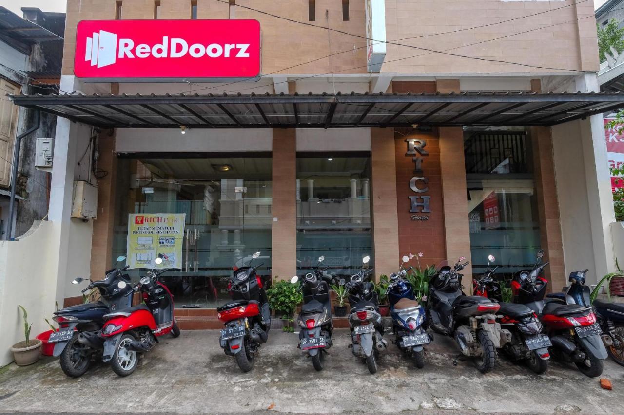 Reddoorz At Hotel Rich Parepare Near Pantai Mattirotasi Екстериор снимка