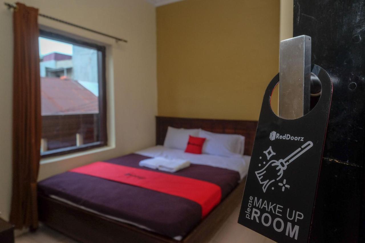 Reddoorz At Hotel Rich Parepare Near Pantai Mattirotasi Екстериор снимка