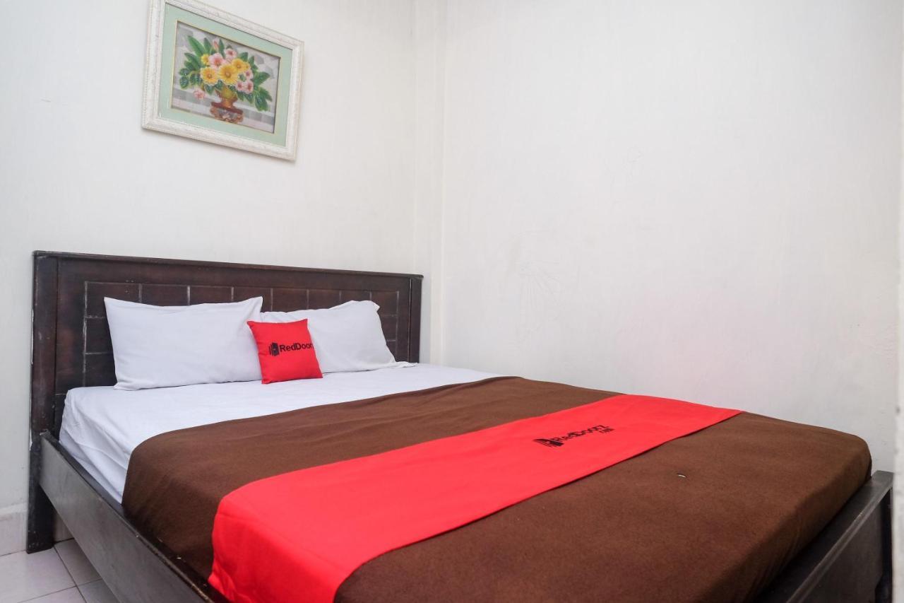 Reddoorz At Hotel Rich Parepare Near Pantai Mattirotasi Екстериор снимка
